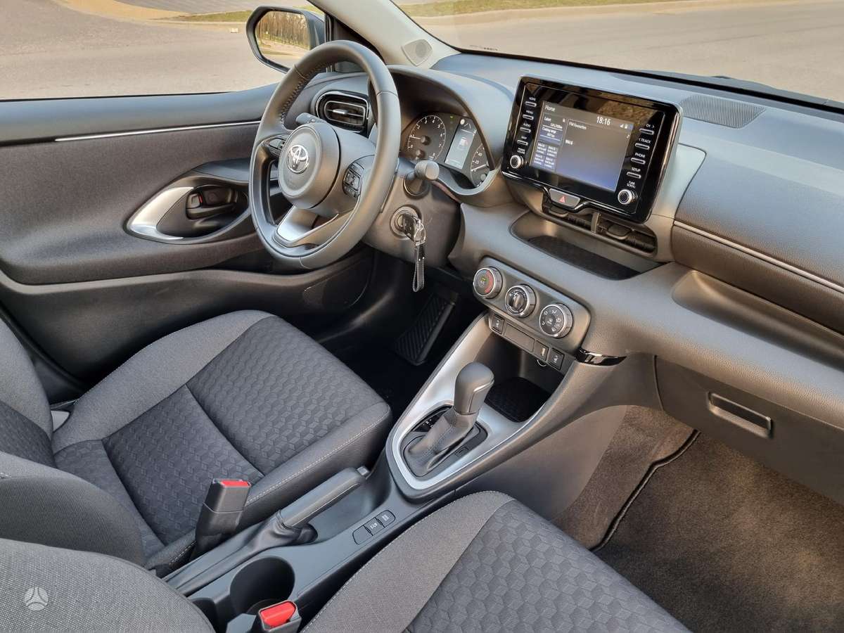 Toyota Yaris, 1.5 l., hatchback