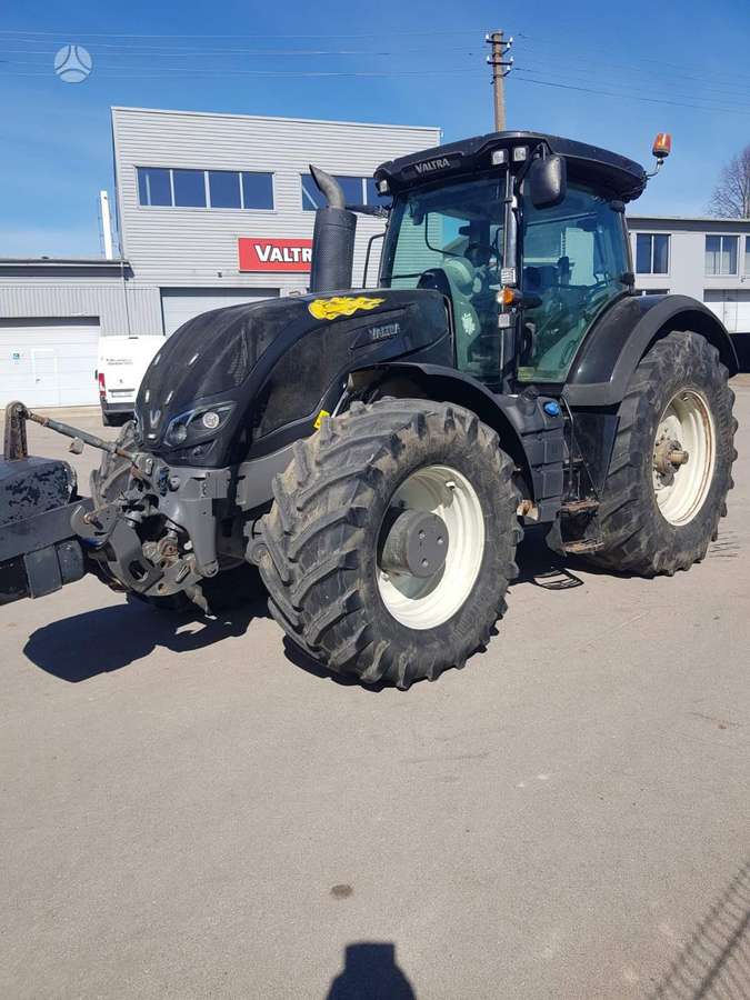 Valtra S374, traktoriai