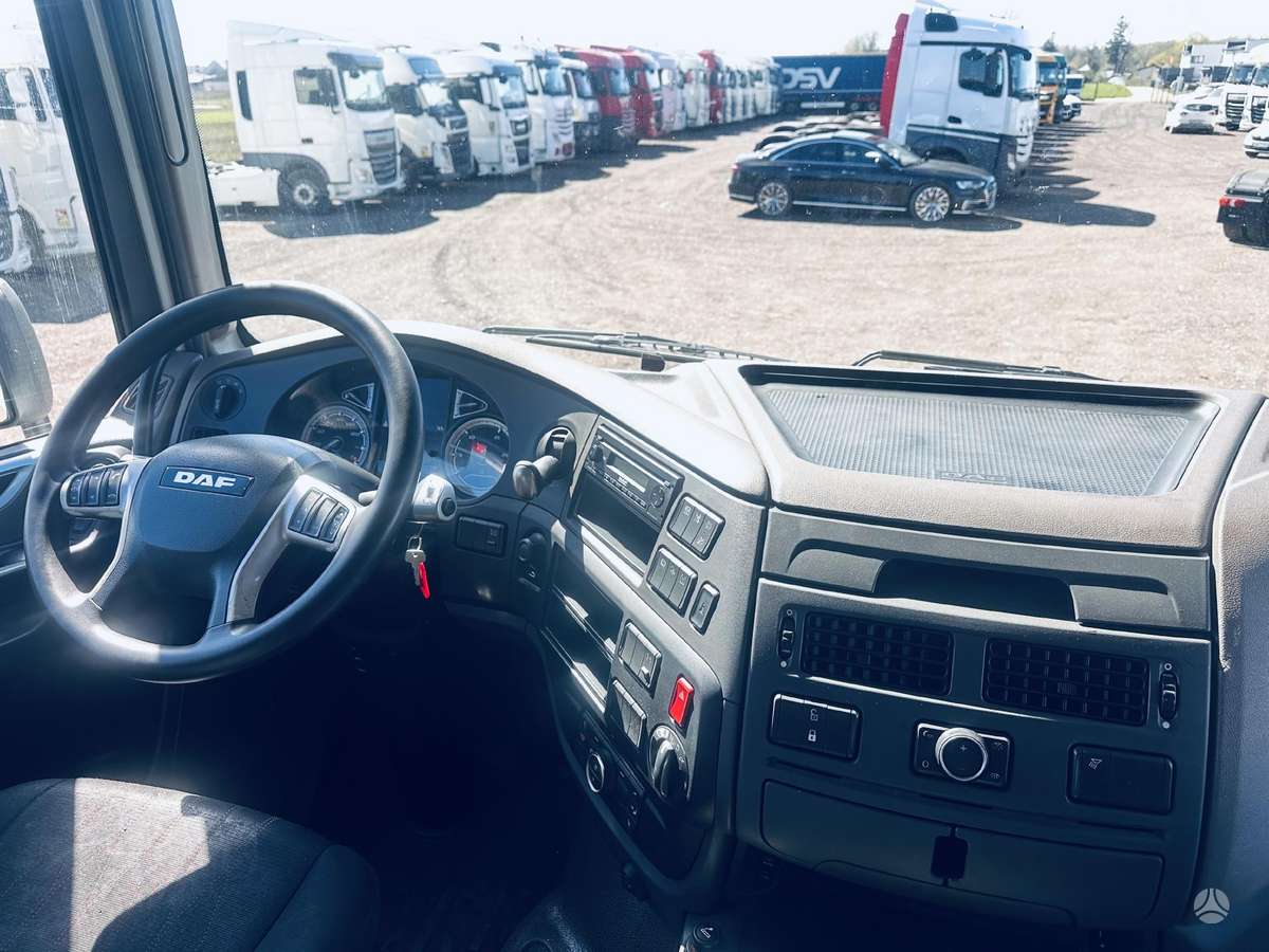 DAF XF 106.480 Space Cab, double sleeper