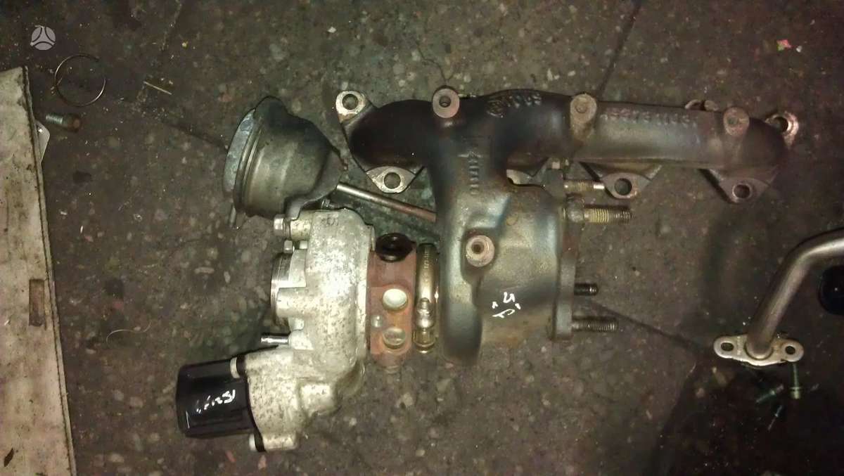 Volkswagen Tiguan engine parts