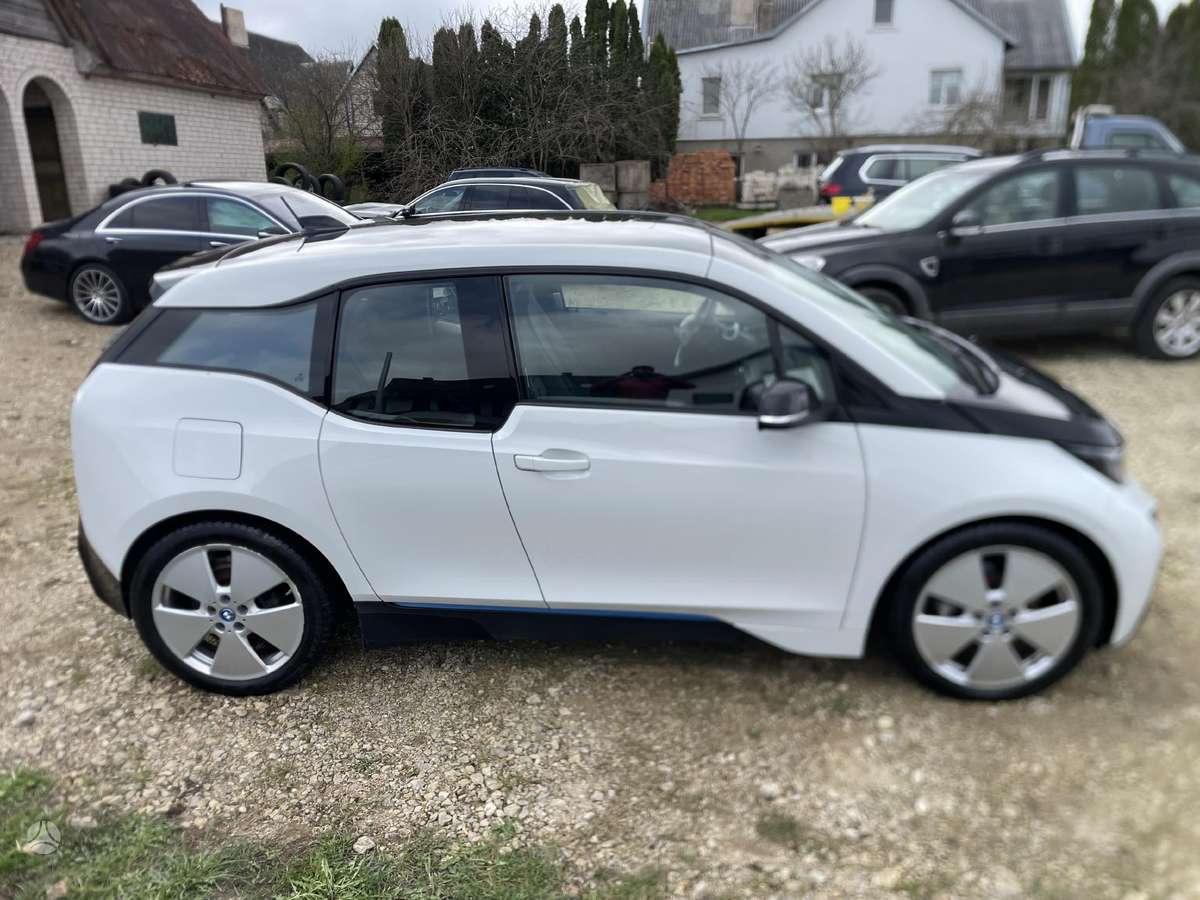 BMW i3, 19 kWh, hatchback