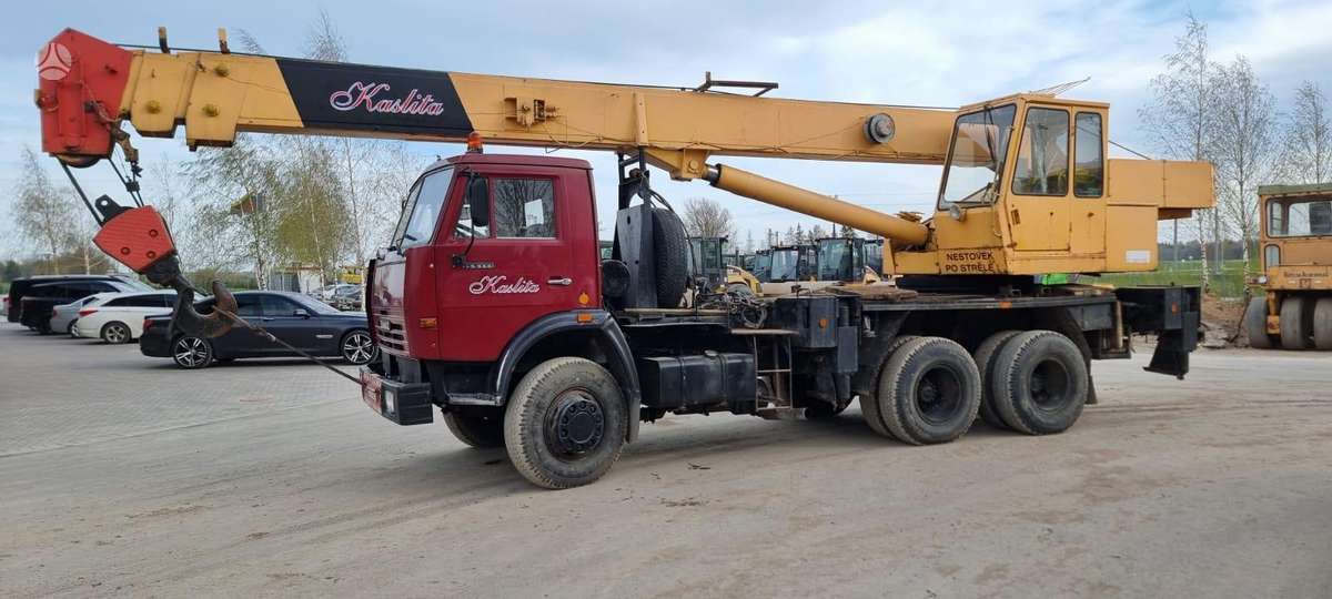 Kamaz 25 T, краны