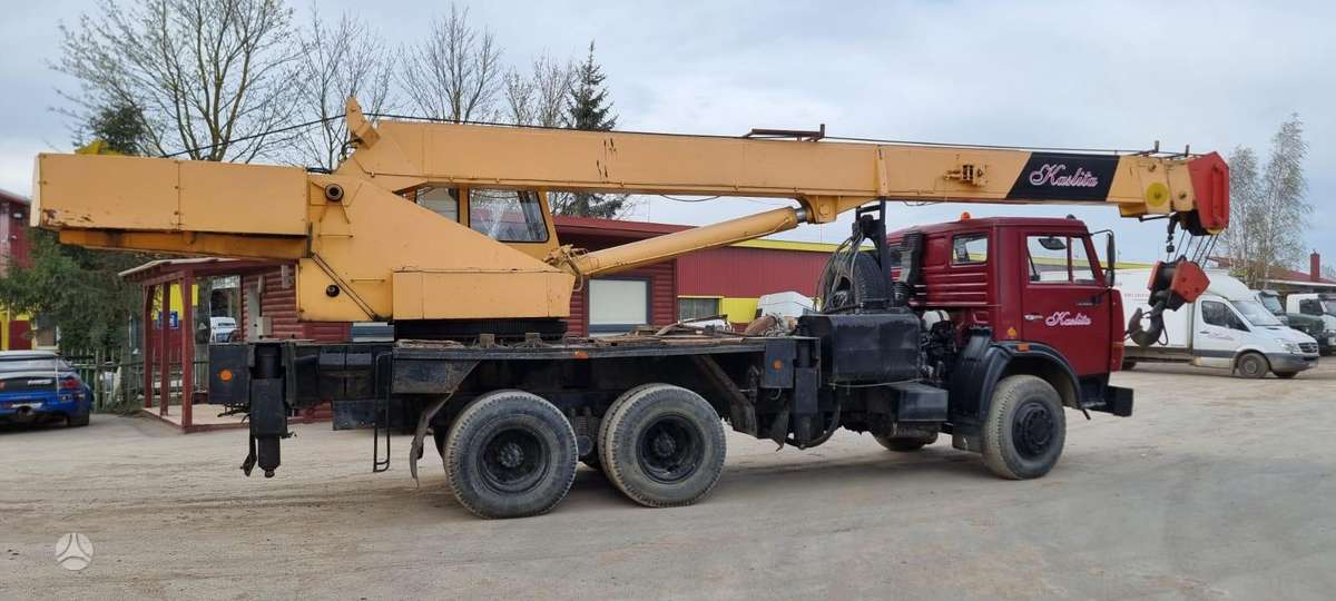 Kamaz 25 T, autokrāni
