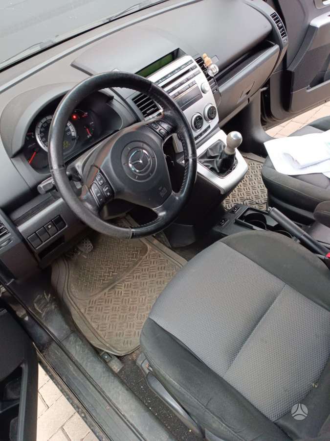 Mazda 5
