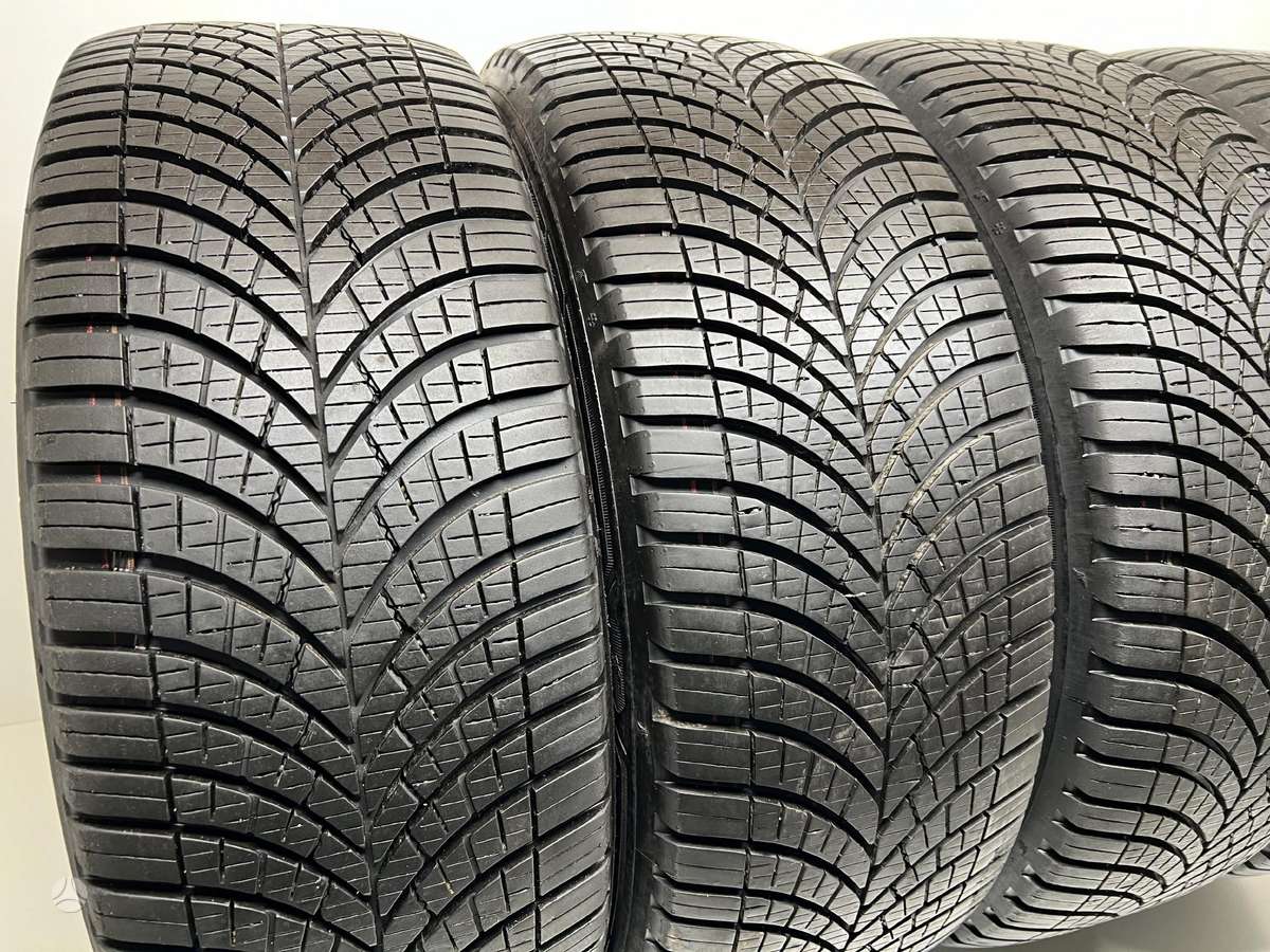 Goodyear Vector4S Cargo MO-V 2022m, всесезонные 225/55 R17