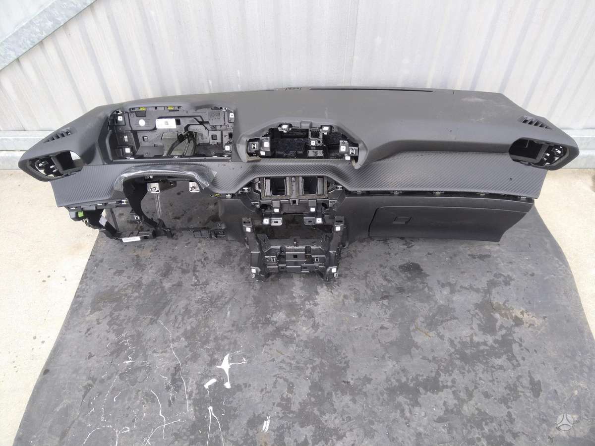 Peugeot 2008 dangtis (priekinis, galinis)