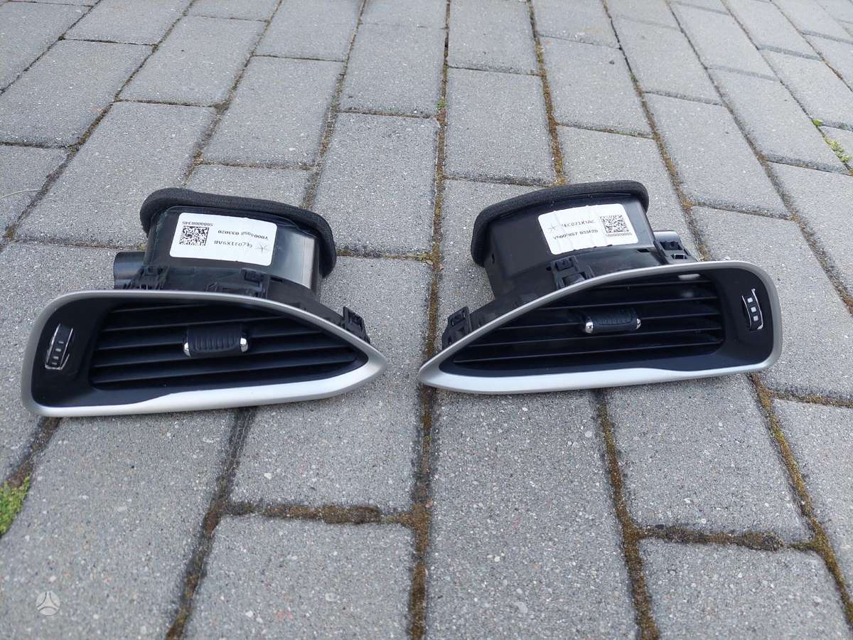 Chrysler Pacifica body parts