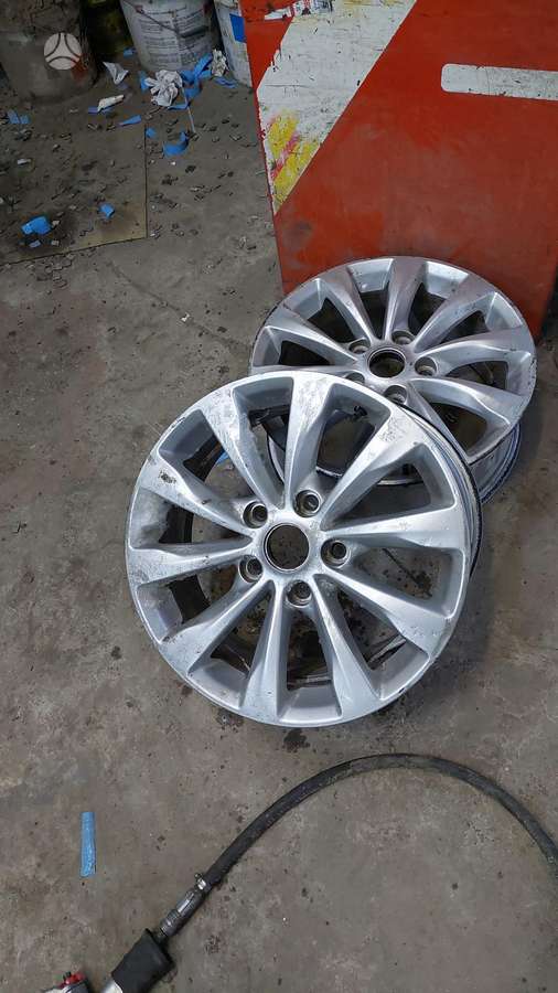 Chrysler Pacifica детали кузова