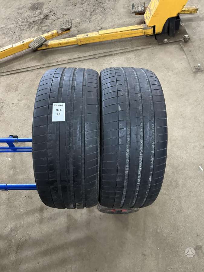 Vredestein, summer 245/45 R19