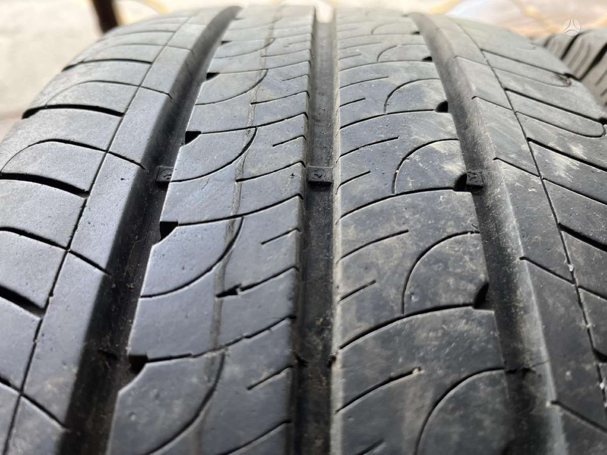 Goodyear Efficient Grip Cargo, летние 215/65 R16