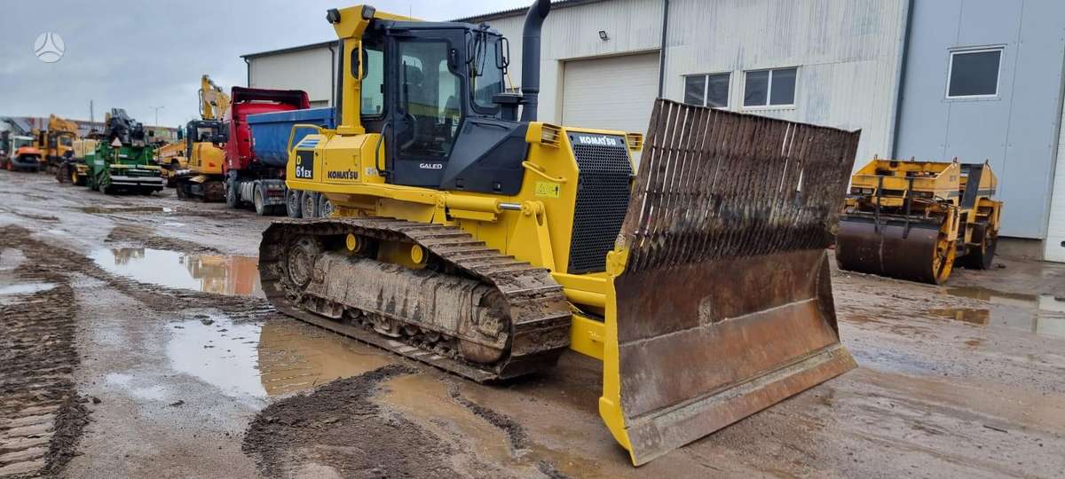 Komatsu D61 EX-15EO, buldozeriai