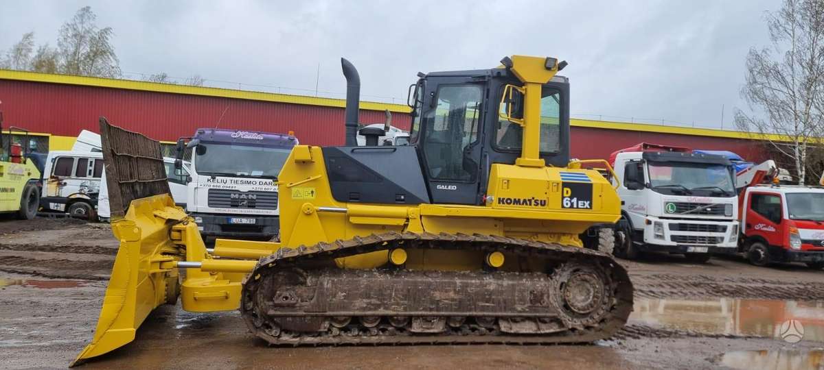 Komatsu D61 EX-15EO, buldozeriai