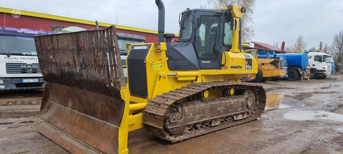 Komatsu D61 EX-15EO, buldozeriai