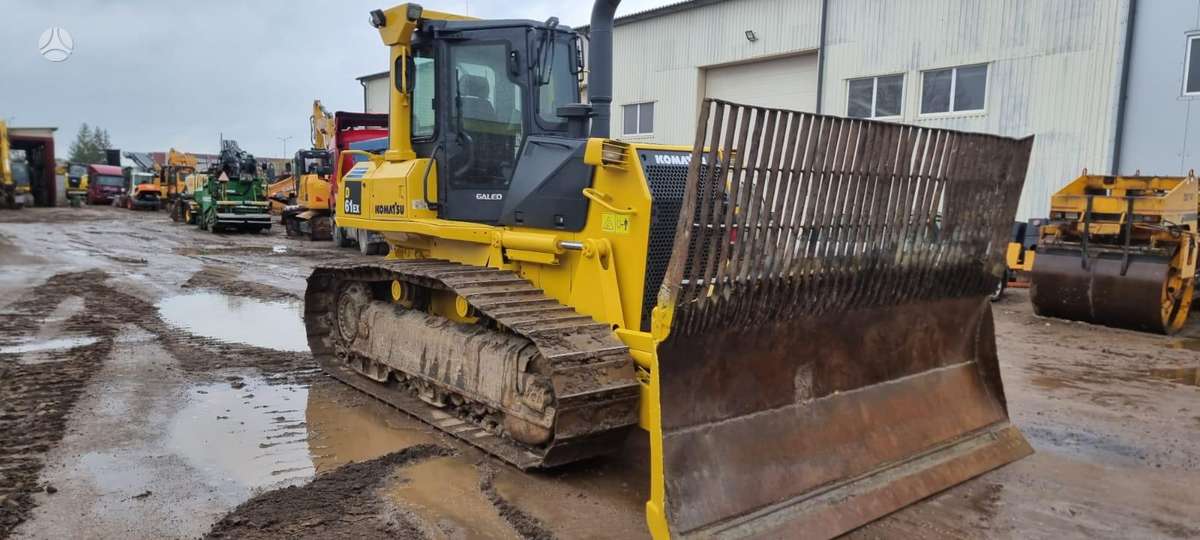 Komatsu D61 EX-15EO, buldozeriai