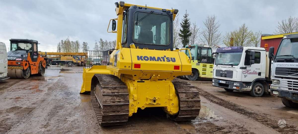 Komatsu D61 EX-15EO, бульдозеры