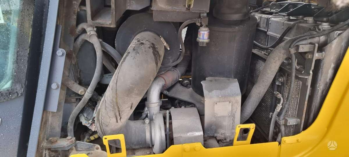 Komatsu D61 EX-15EO, buldozeriai