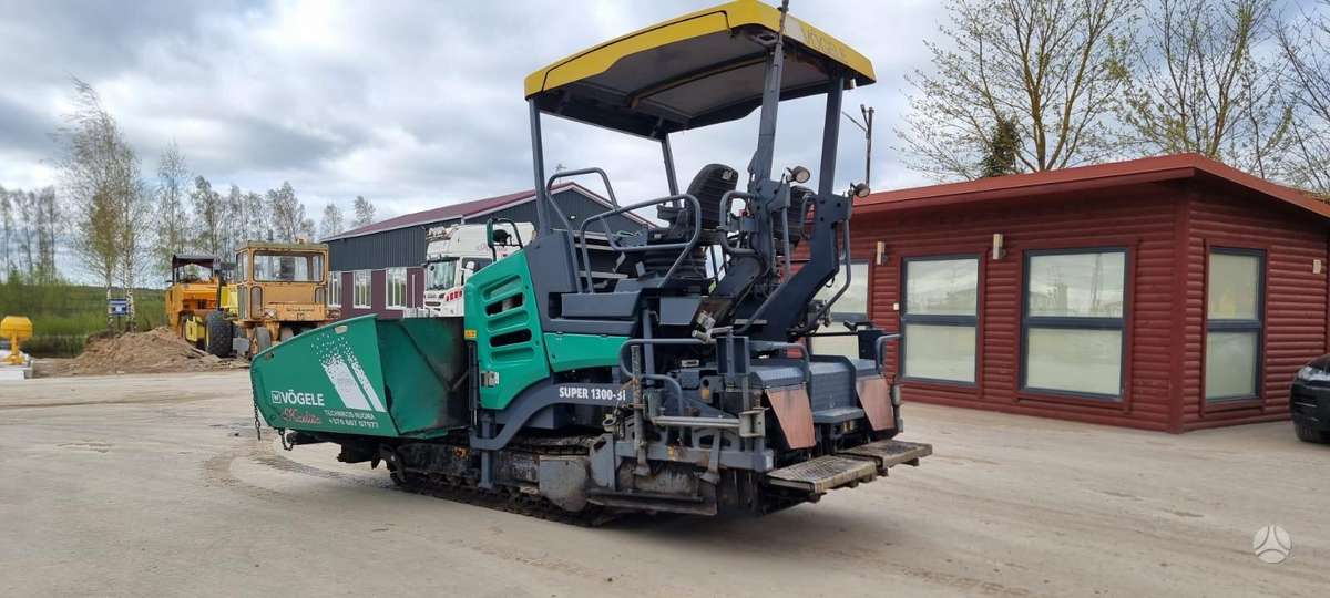 Vögele 1300 - 3i, paving machinery