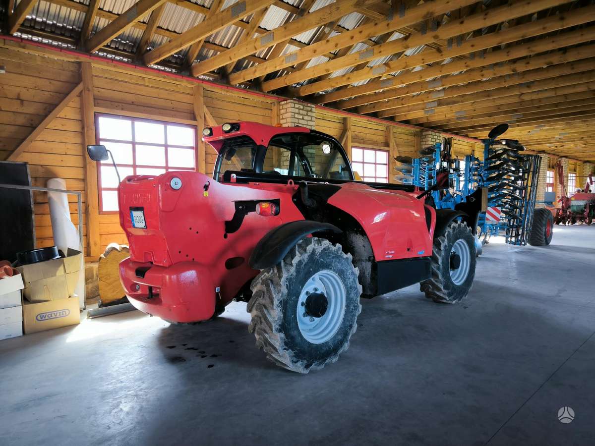 Manitou MT 1440 easy, self-propelled loaders