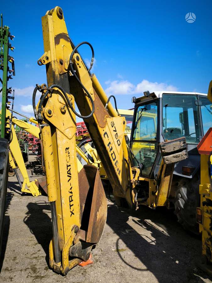 Ford 675d, self-propelled loaders