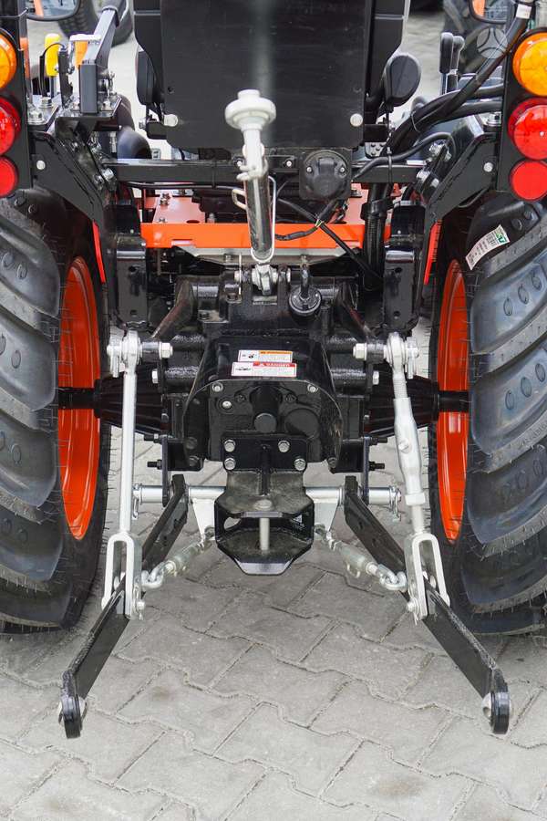 Hinomoto HM-255, traktoriai