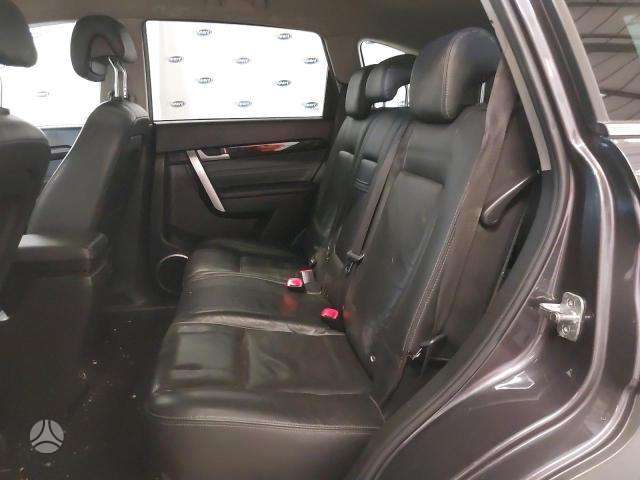 Chevrolet Captiva dalimis