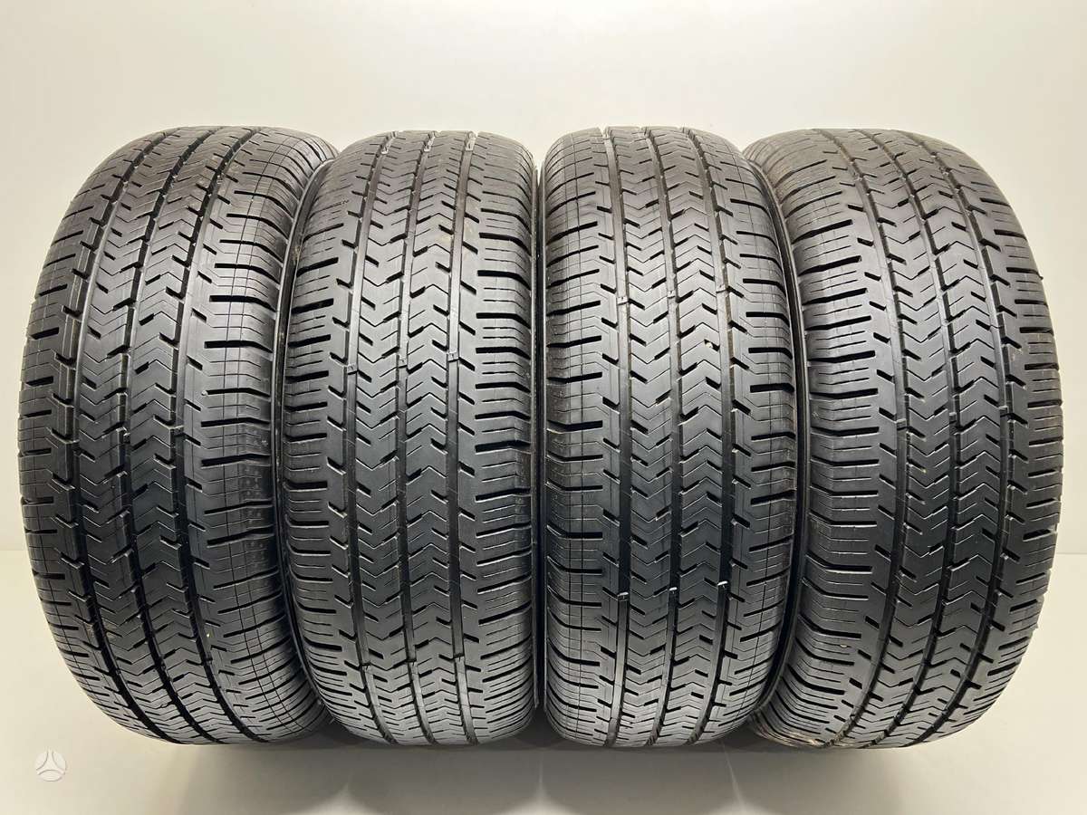 Michelin Agilis 2022m, летние 215/60 R17