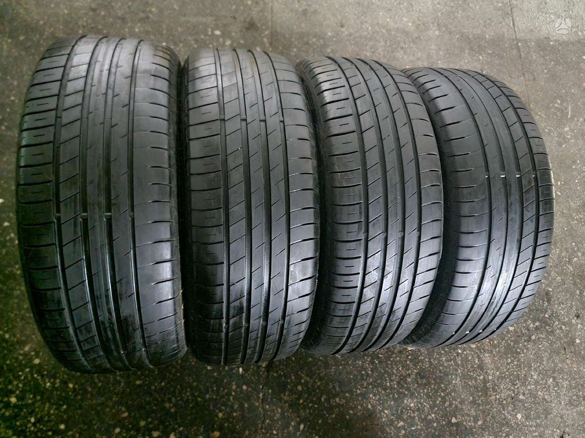 Goodyear, vasarinės 205/55 R17