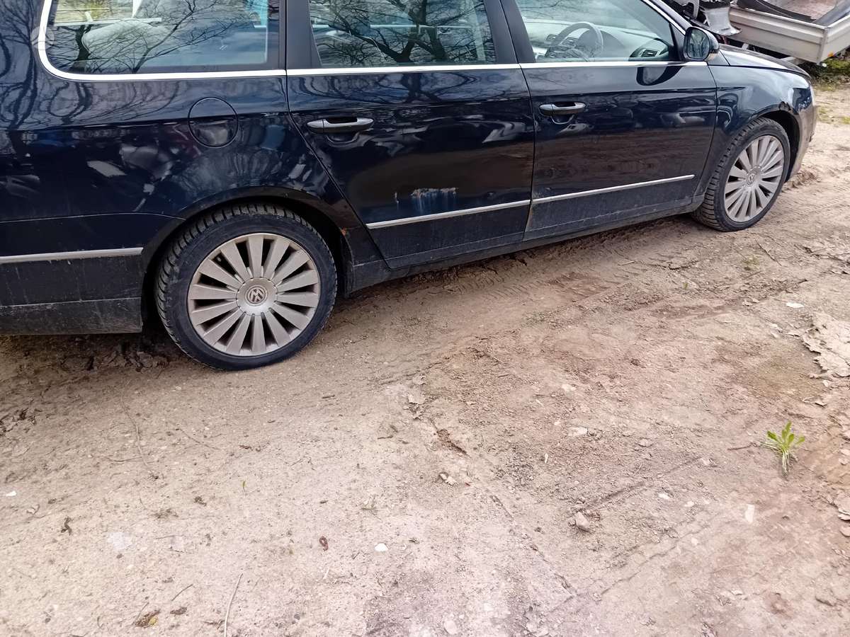 Volkswagen Passat for parts