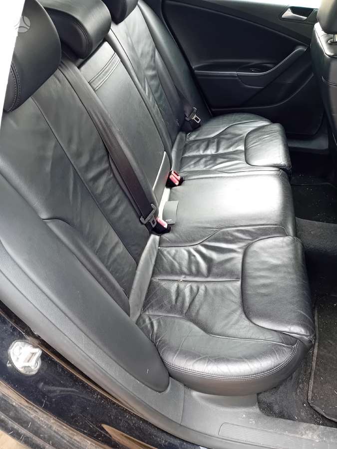 Volkswagen Passat for parts