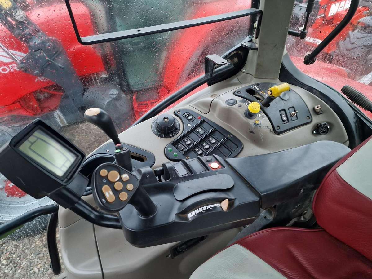 Case Case MAXXUM 140, traktori