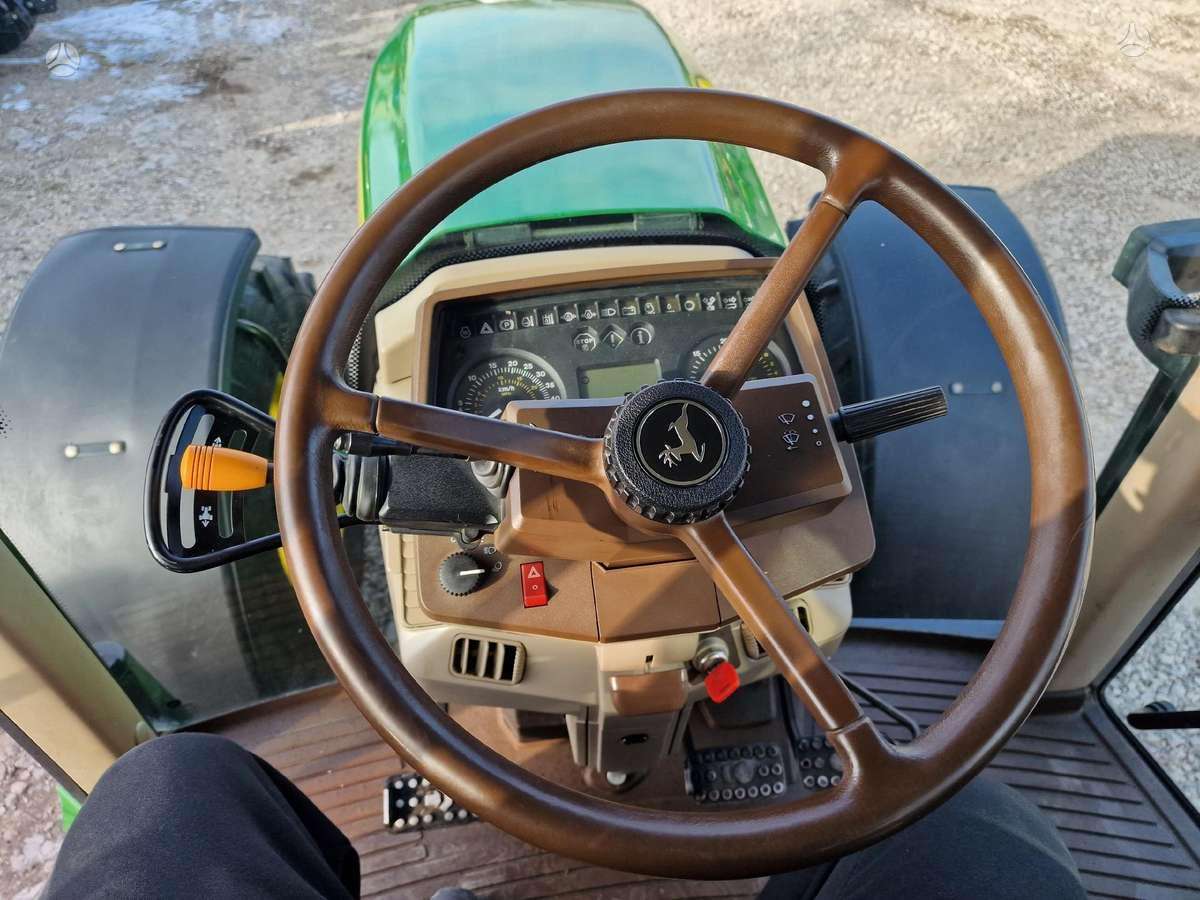 John Deere John Deere 6920, traktoriai