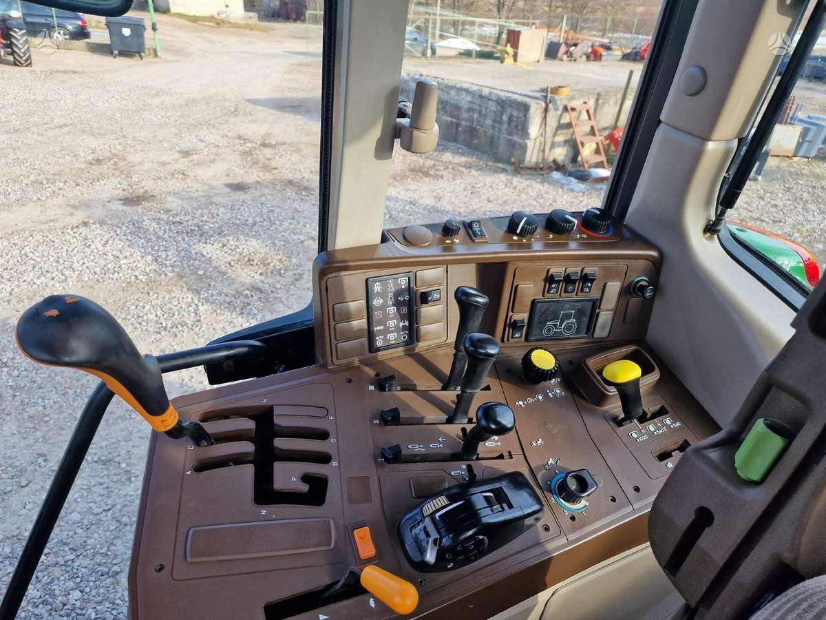 John Deere John Deere 6920, тракторы