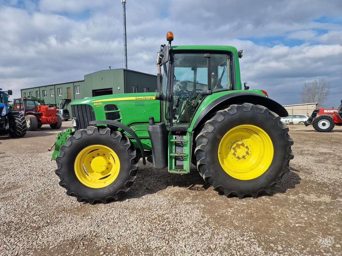 John Deere John Deere 6930 Premium, tractors