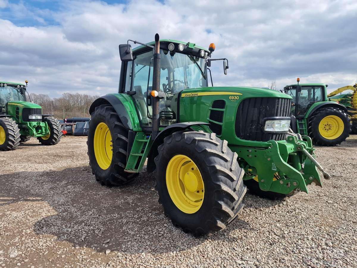 John Deere John Deere 6930 Premium, tractors