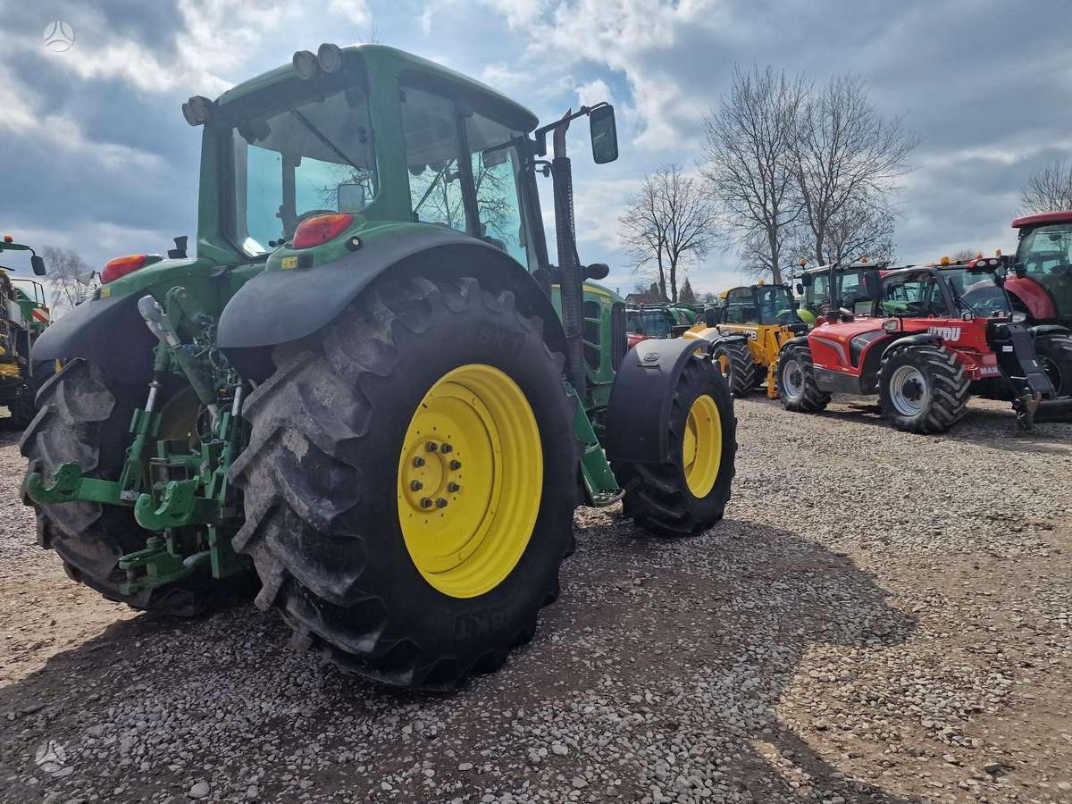 John Deere John Deere 6930 Premium, tractors