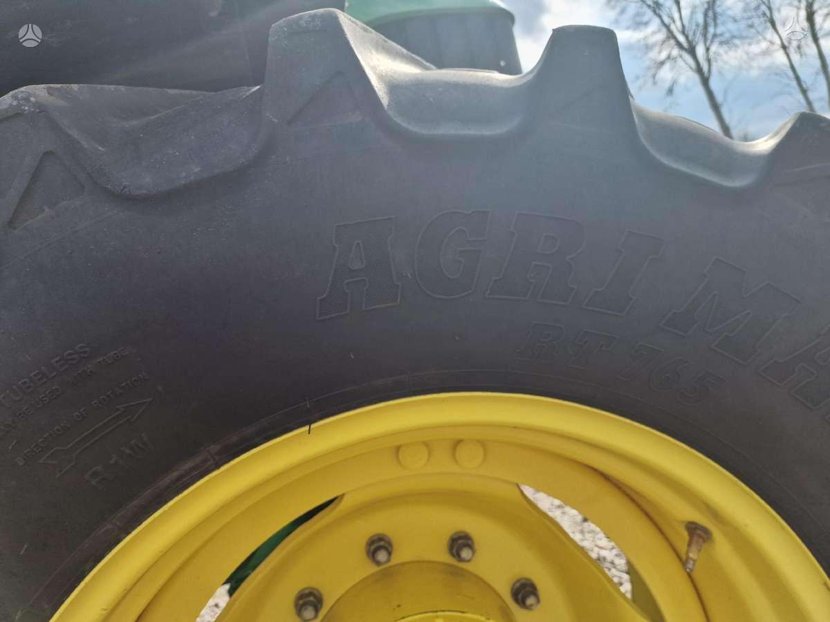 John Deere John Deere 6930 Premium, tractors
