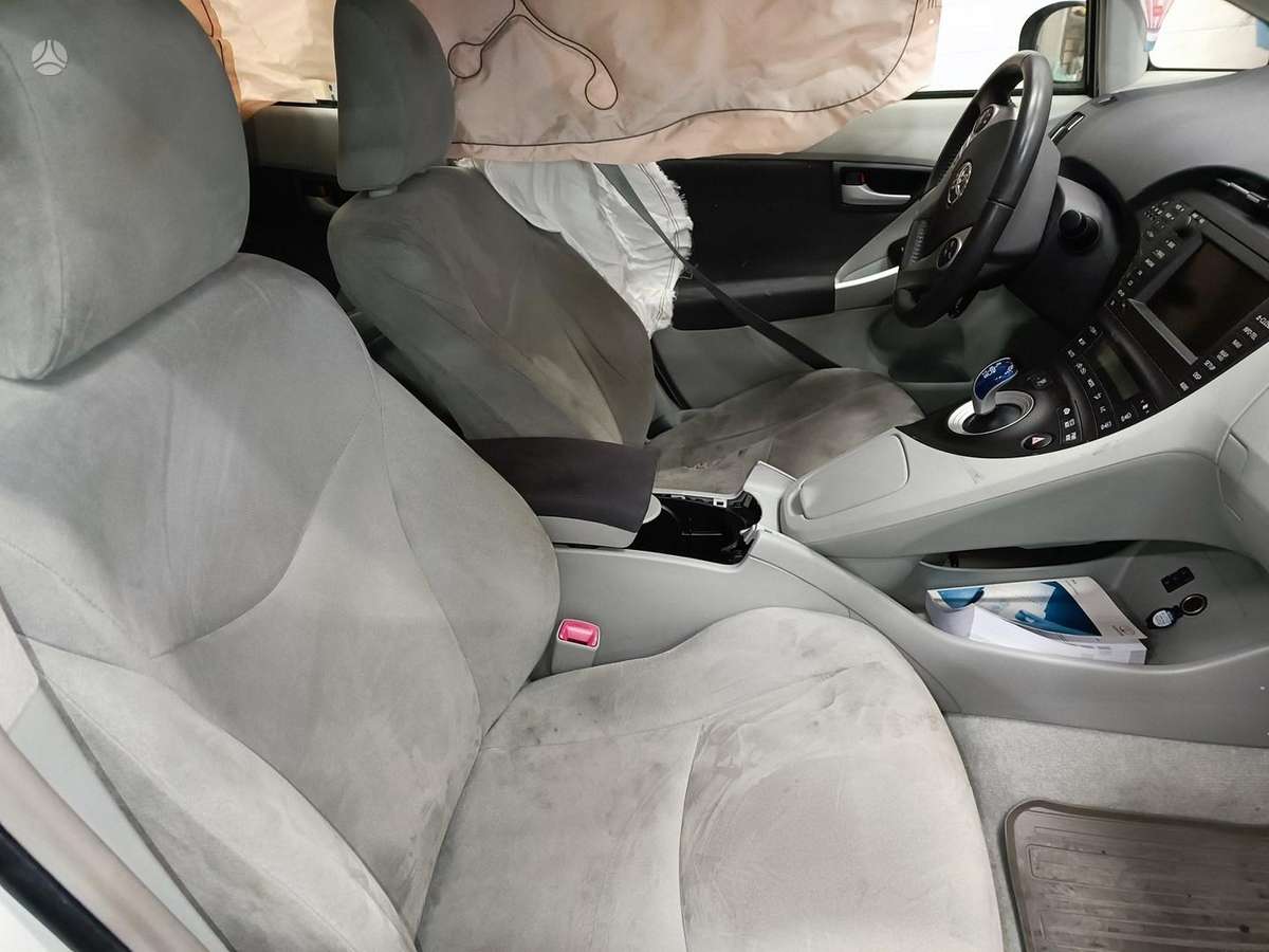 Toyota Prius dalimis
