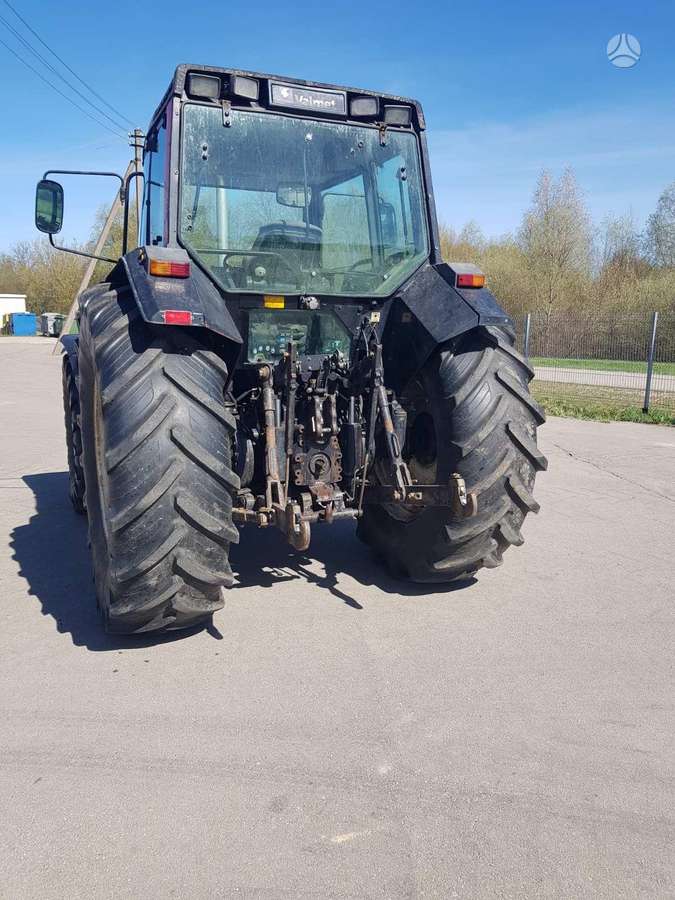 Valmet 8400, traktoriai