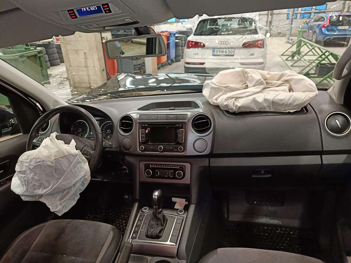 Volkswagen Amarok for parts