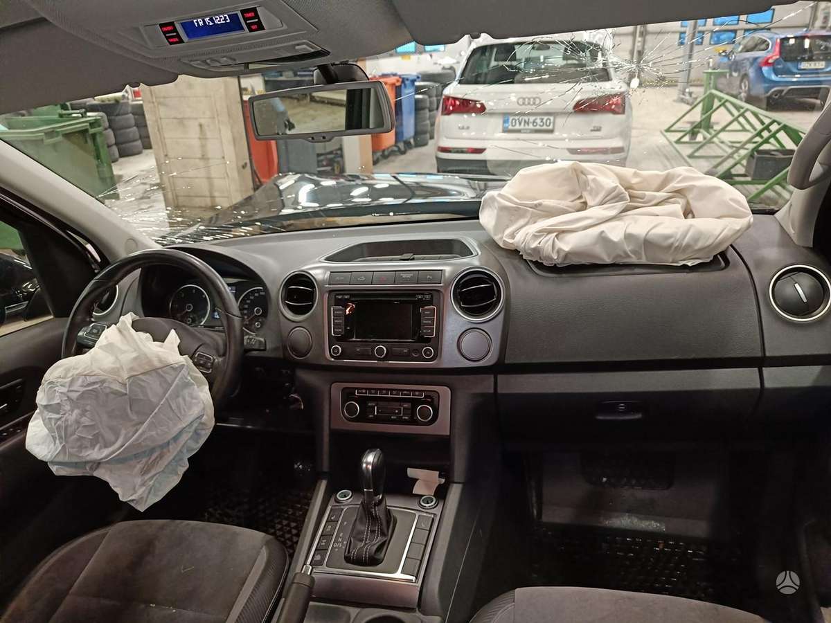 Volkswagen Amarok по частям