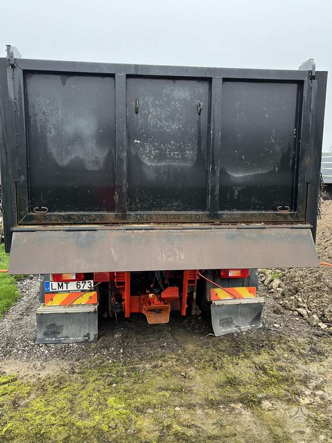 Volvo FH460, hooklift trucks