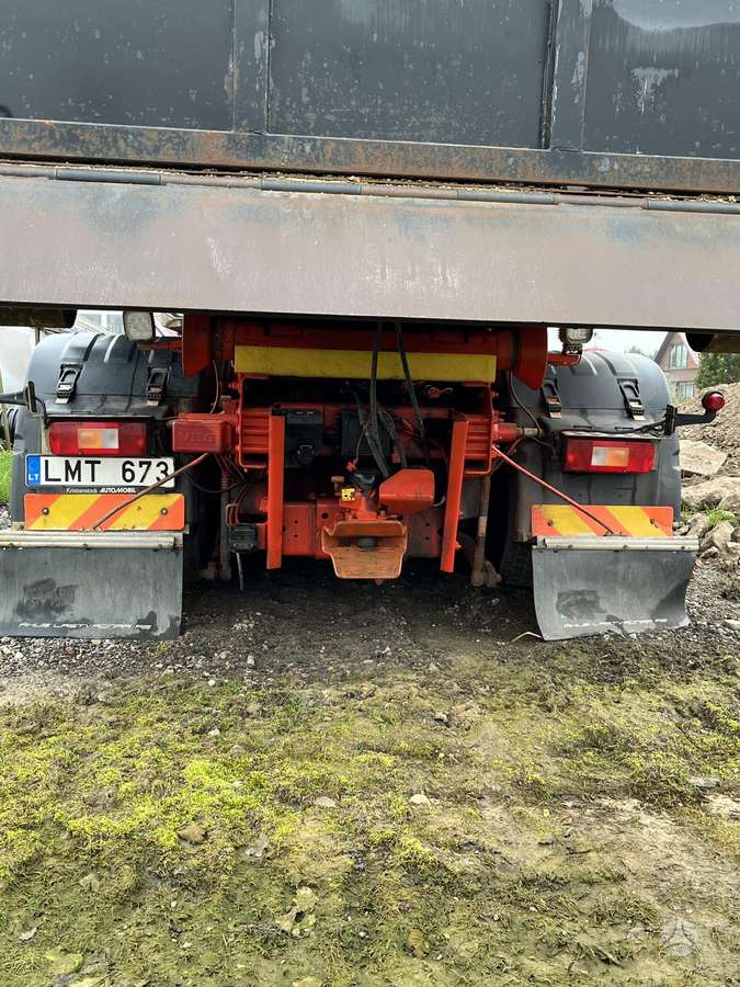 Volvo FH460, hooklift trucks