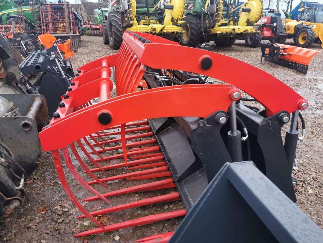 JCB Q-FIT, buckets