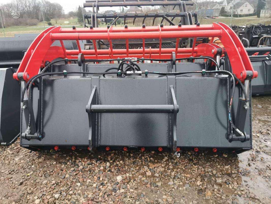 JCB Q-FIT, kausi