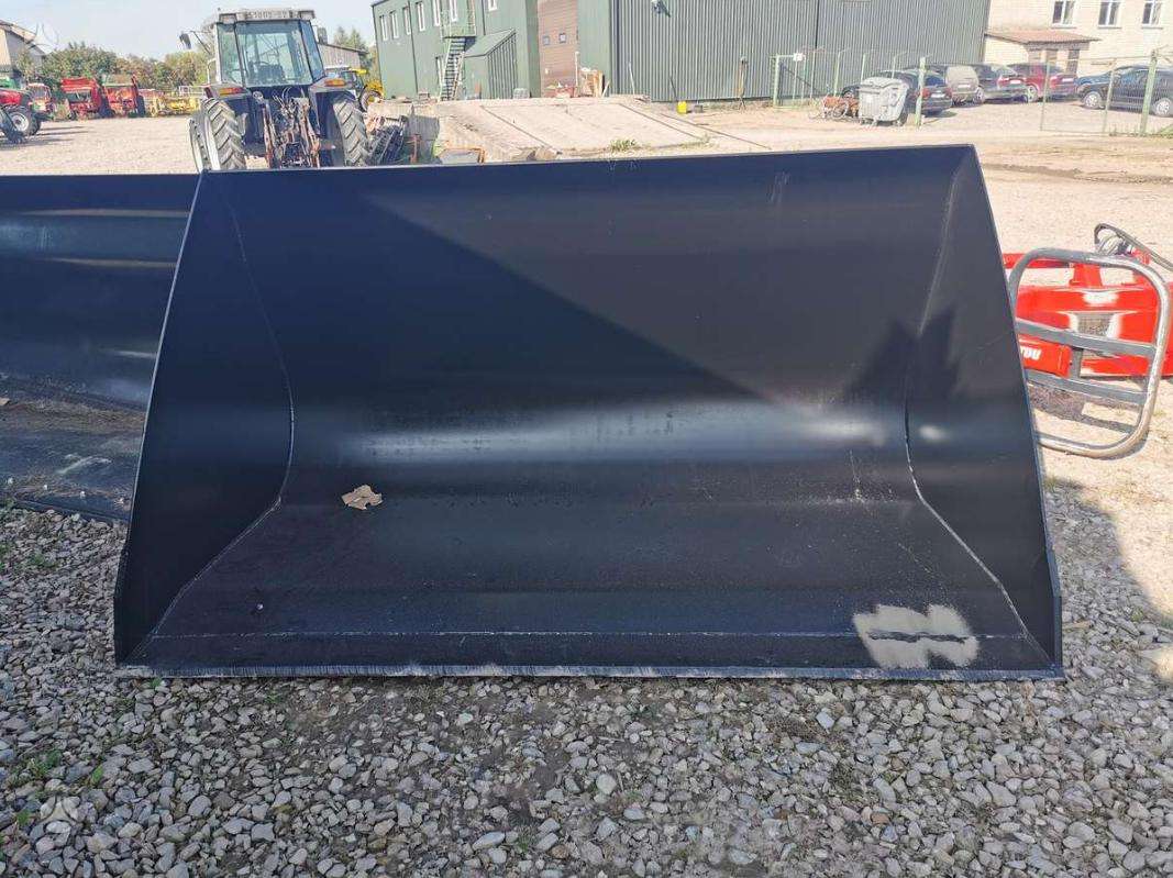 Manitou 2.5m3, kaušai
