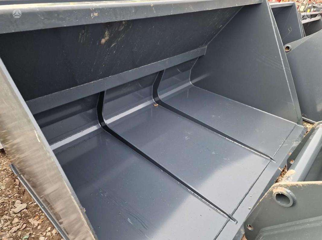 Manitou Manitou 2.4m.2.5m3 ir 3.0m3, buckets