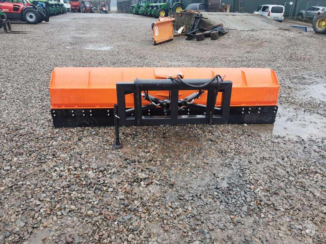 Manitou Manitou 3.0m, bulldozer snow ploughs