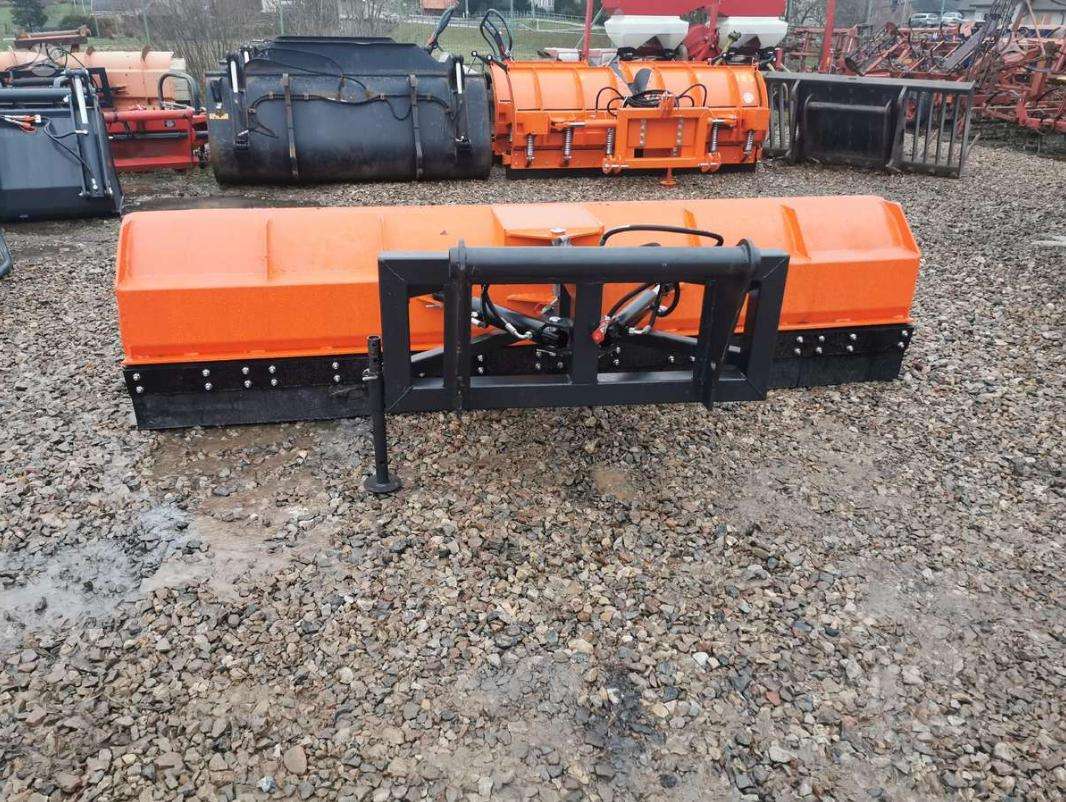 Manitou Manitou 3.0m, bulldozer snow ploughs