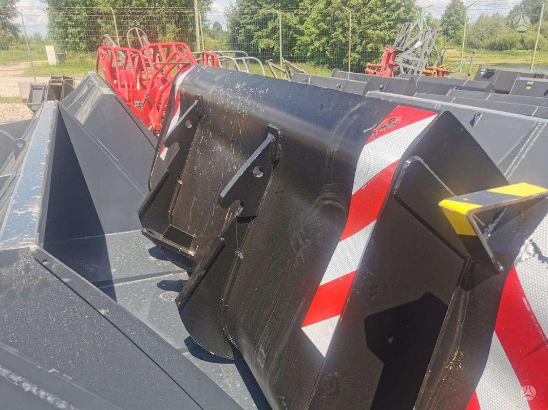 Merlo Merlo krautuvuu, kaušai