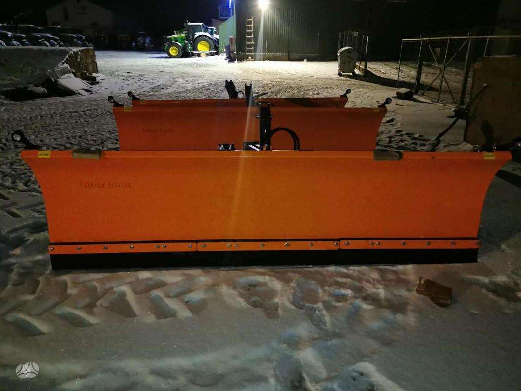 P & H 3.4m, snow plows
